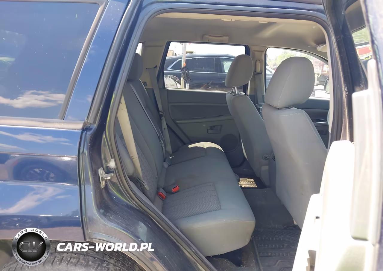 2005 Jeep Grand Cherokee Laredo VIN:1J4HR48N15C542479 - 8
