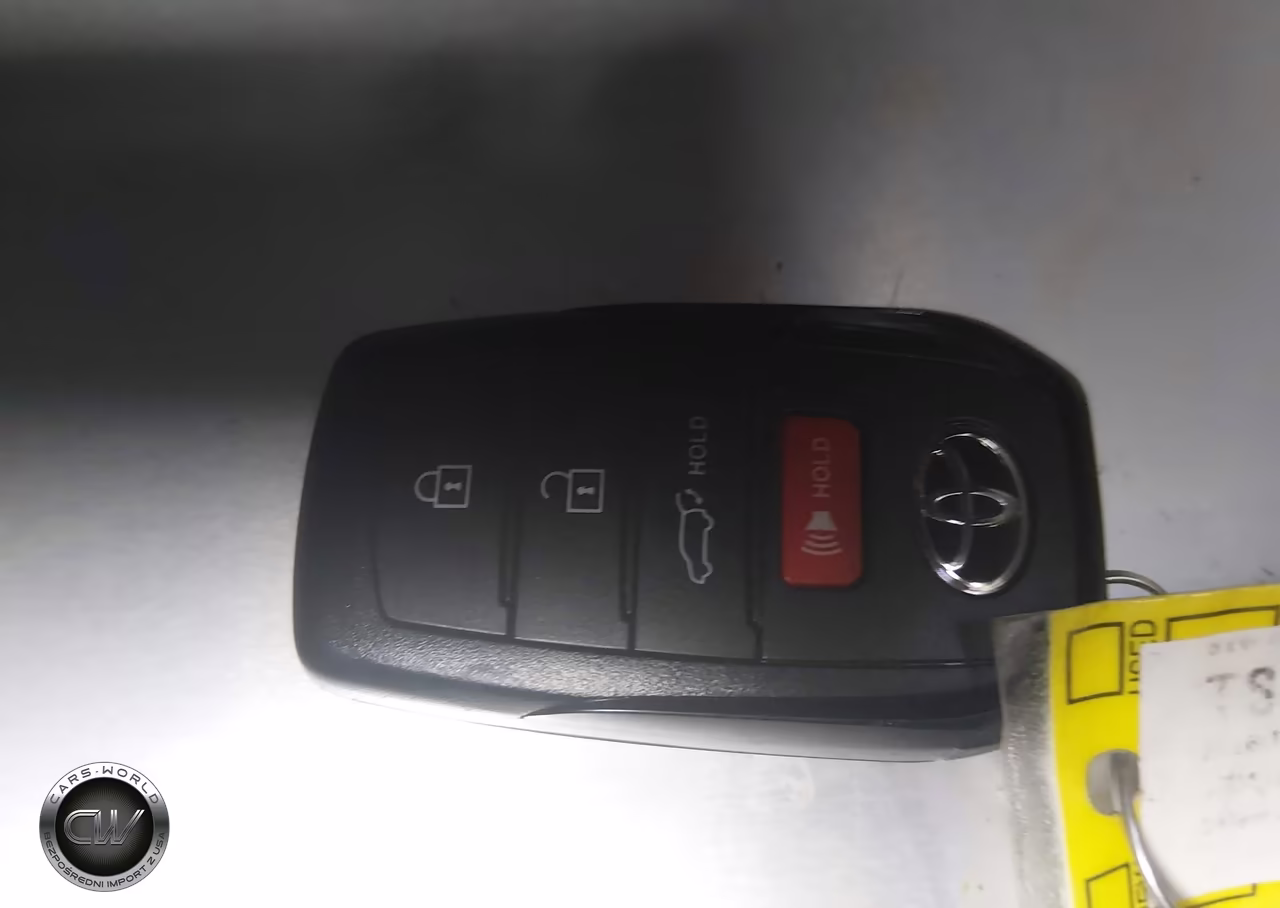 2026 Toyota Grand Highlander Xle VIN:5TDAAAB57TS104471 - 11