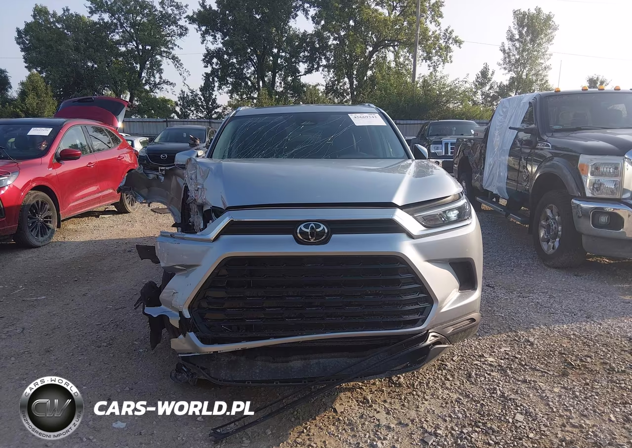 2026 Toyota Grand Highlander Xle VIN:5TDAAAB57TS104471 - 12