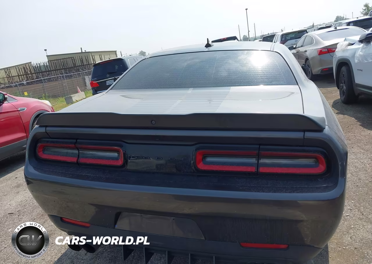2016 Dodge Challenger R-T Plus VIN:2C3CDZBT4GH264362 - 16