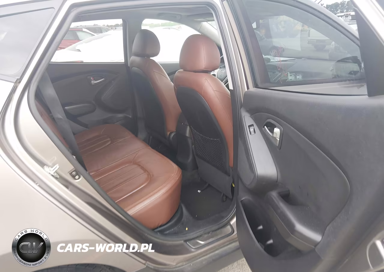 2011 Hyundai Tucson Limited VIN:KM8JU3AC3BU276456 - 8