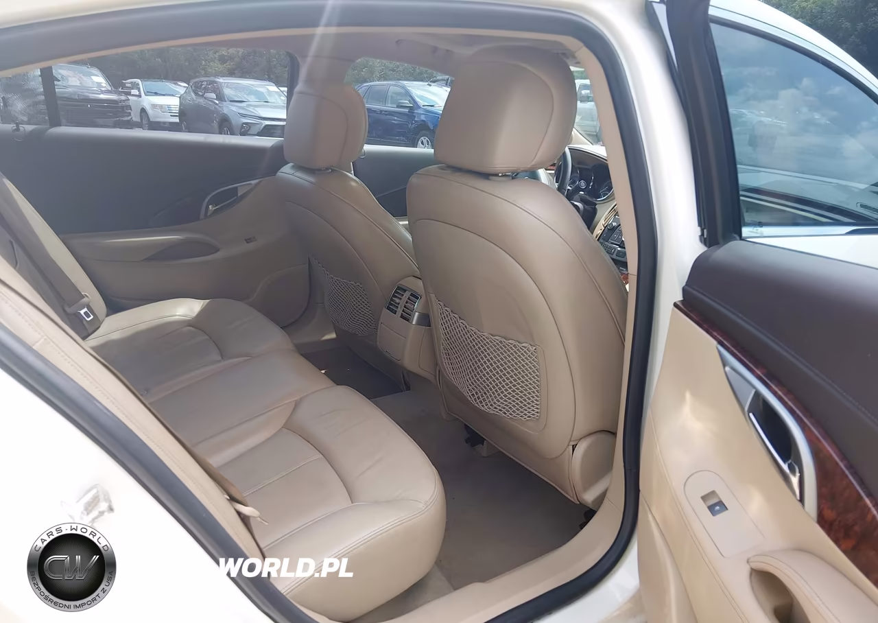 2010 Buick Lacrosse Cxl VIN:1G4GD5EG7AF312218 - 8