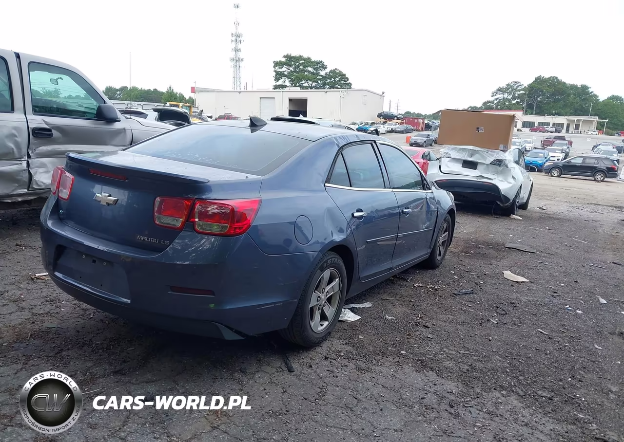2015 Chevrolet Malibu Ls VIN:1G11B5SL9FF207746 - 4