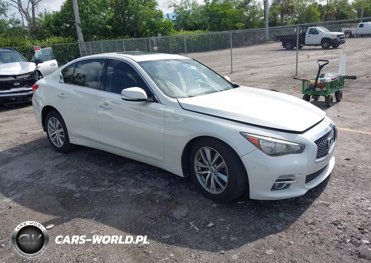 2016 Infiniti Q50 3.0T Premium – zdjęcie 1 z 15