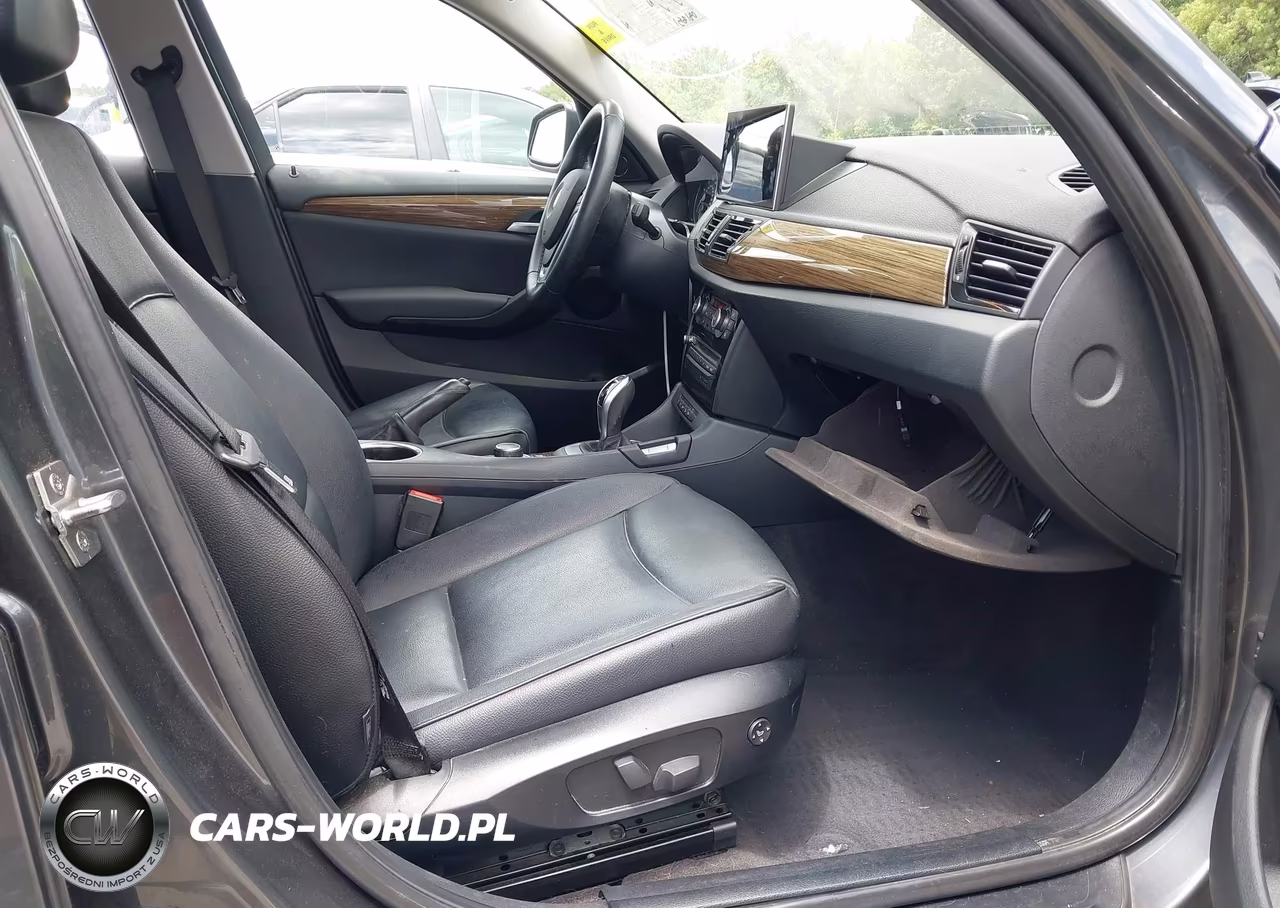 2014 BMW X1 xDrive28I VIN:WBAVL1C56EVY18754 - 5