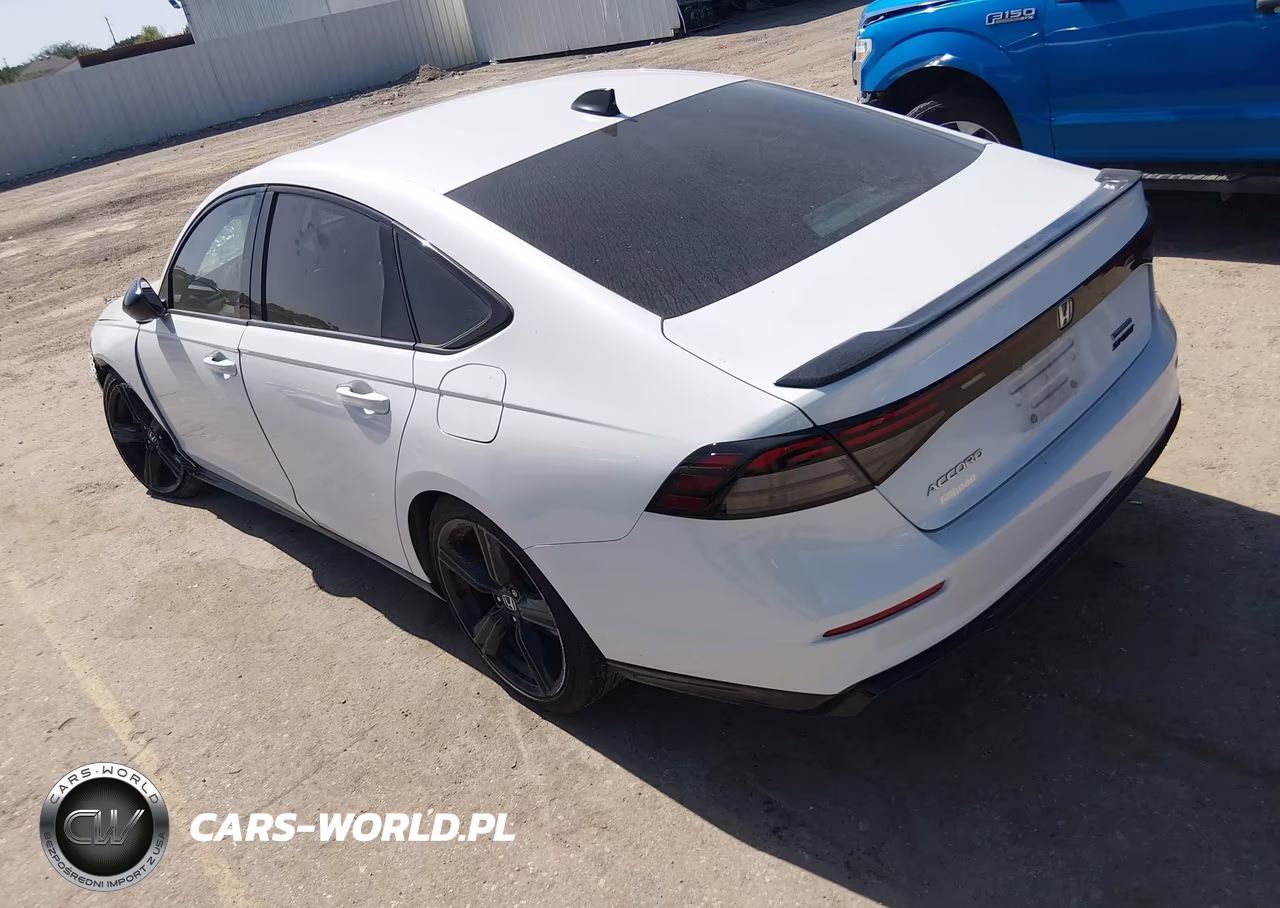 2023 Honda Accord Hybrid Sport-L VIN:1HGCY2F77PA022055 - 3