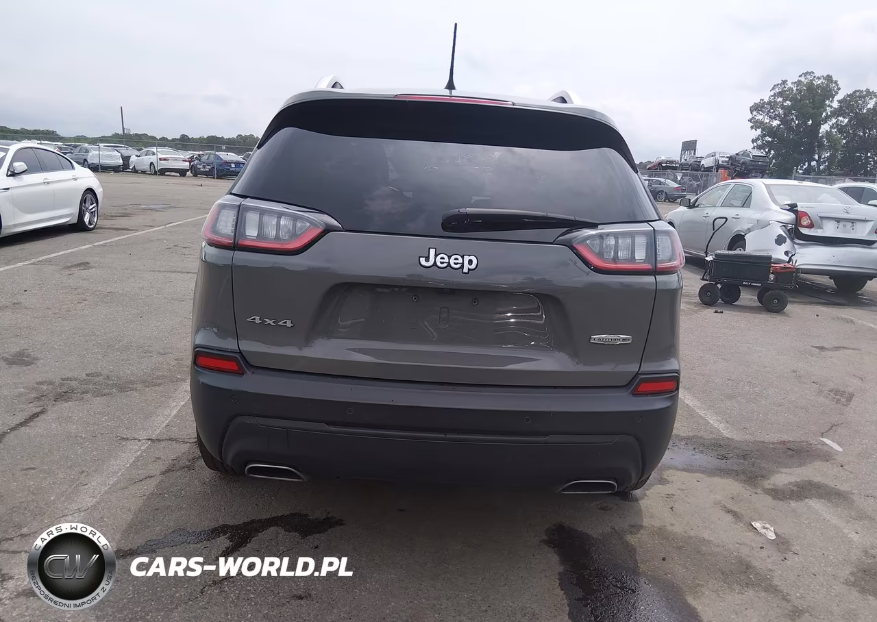 2021 Jeep Cherokee Latitude Lux 4X4 VIN:1C4PJMMX5MD123656 - 16
