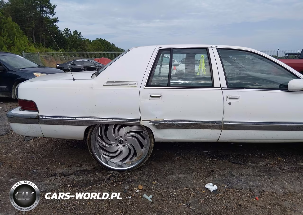 1996 Buick Roadmaster VIN:1G4BN52P2TR400123 - 6
