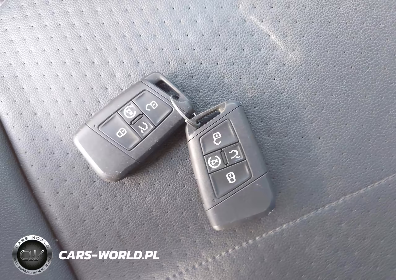 2019 Volkswagen Tiguan VIN:3VV3B7AX1KM099795 - 11