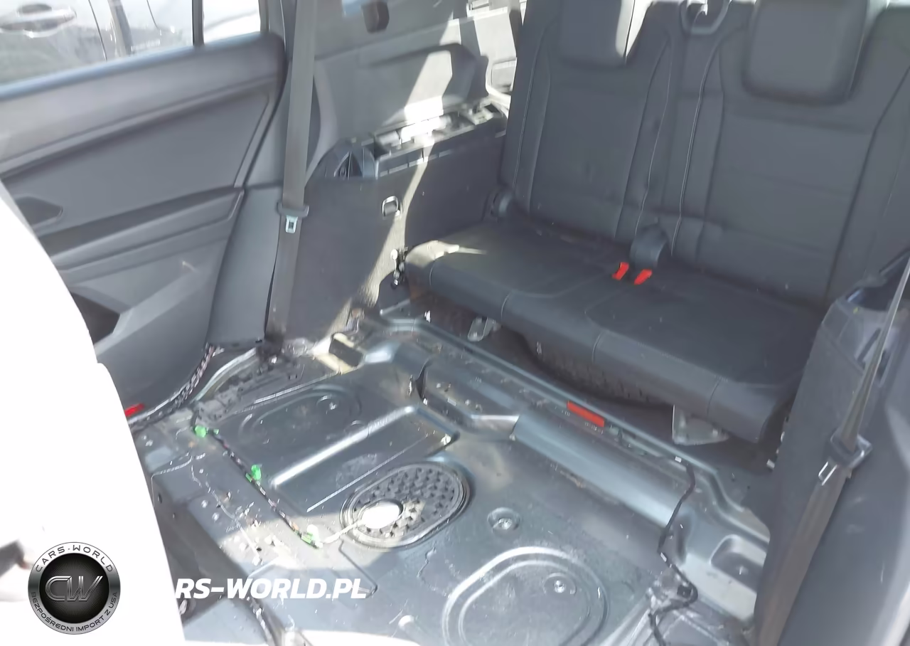 2019 Volkswagen Tiguan VIN:3VV3B7AX1KM099795 - 13