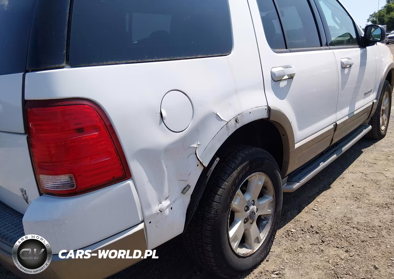 2004 Ford Explorer Eddie Bauer VIN:1FMZU74W74UB78694 - 6