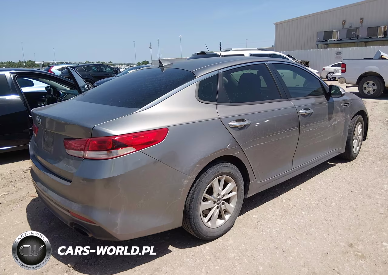 2017 Kia Optima Lx VIN:5XXGT4L3XHG159833 - 4