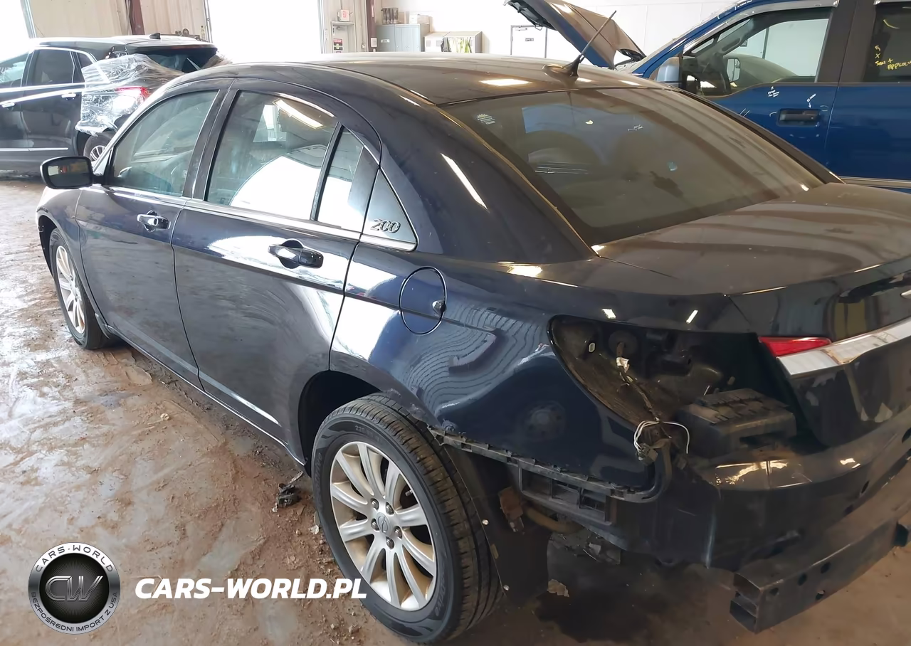 2012 Chrysler 200 Touring VIN:1C3CCBBB2CN283494 - 3