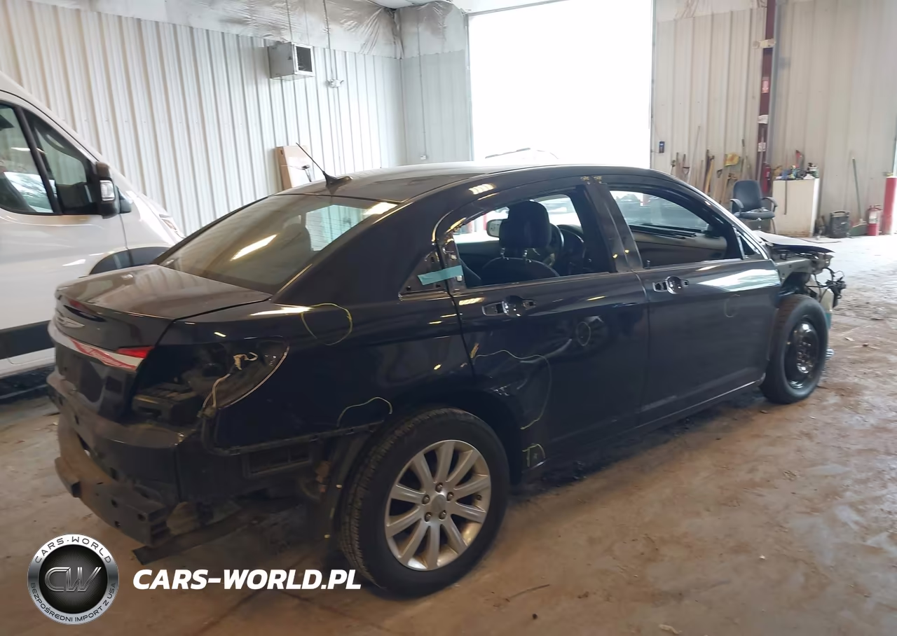 2012 Chrysler 200 Touring VIN:1C3CCBBB2CN283494 - 4