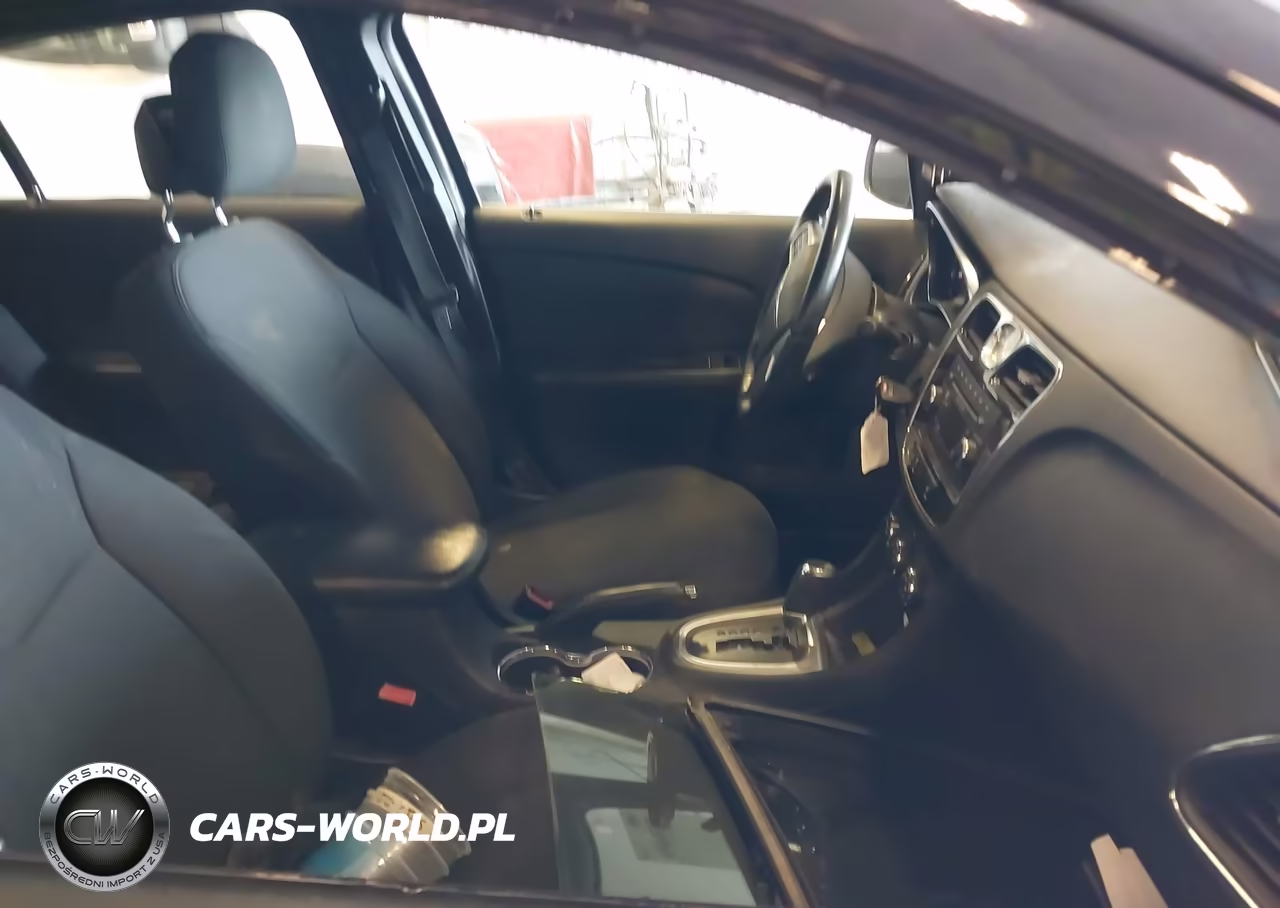 2012 Chrysler 200 Touring VIN:1C3CCBBB2CN283494 - 5