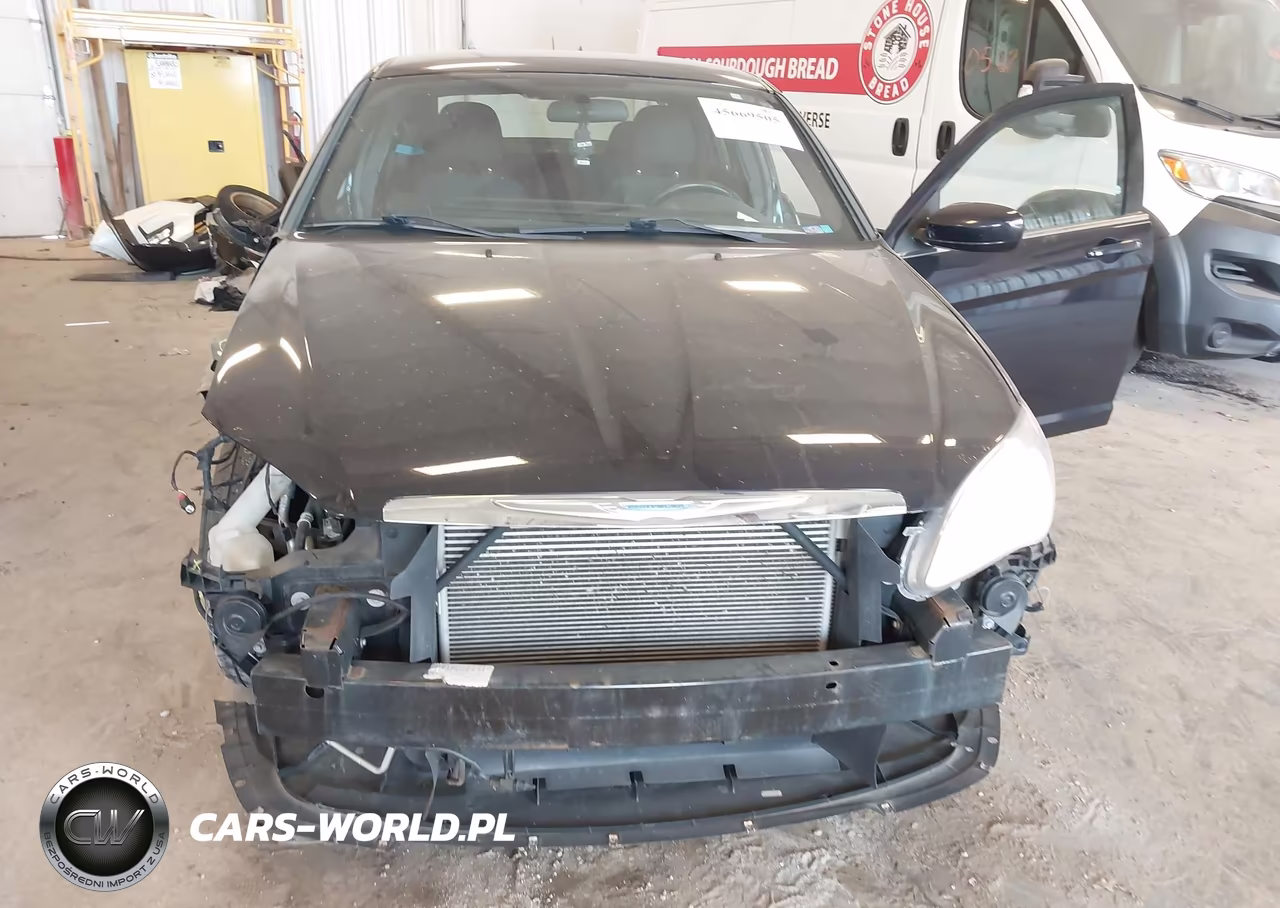 2012 Chrysler 200 Touring VIN:1C3CCBBB2CN283494 - 6