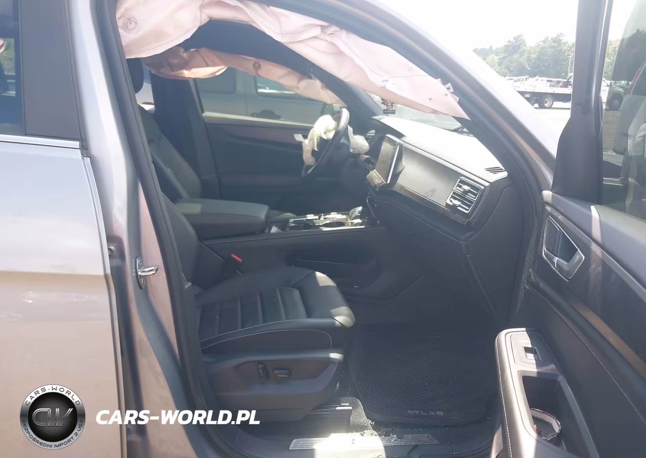 2026 Volkswagen Atlas Cross Sport Sel VIN:1V2BC2CA3TC201571 - 5
