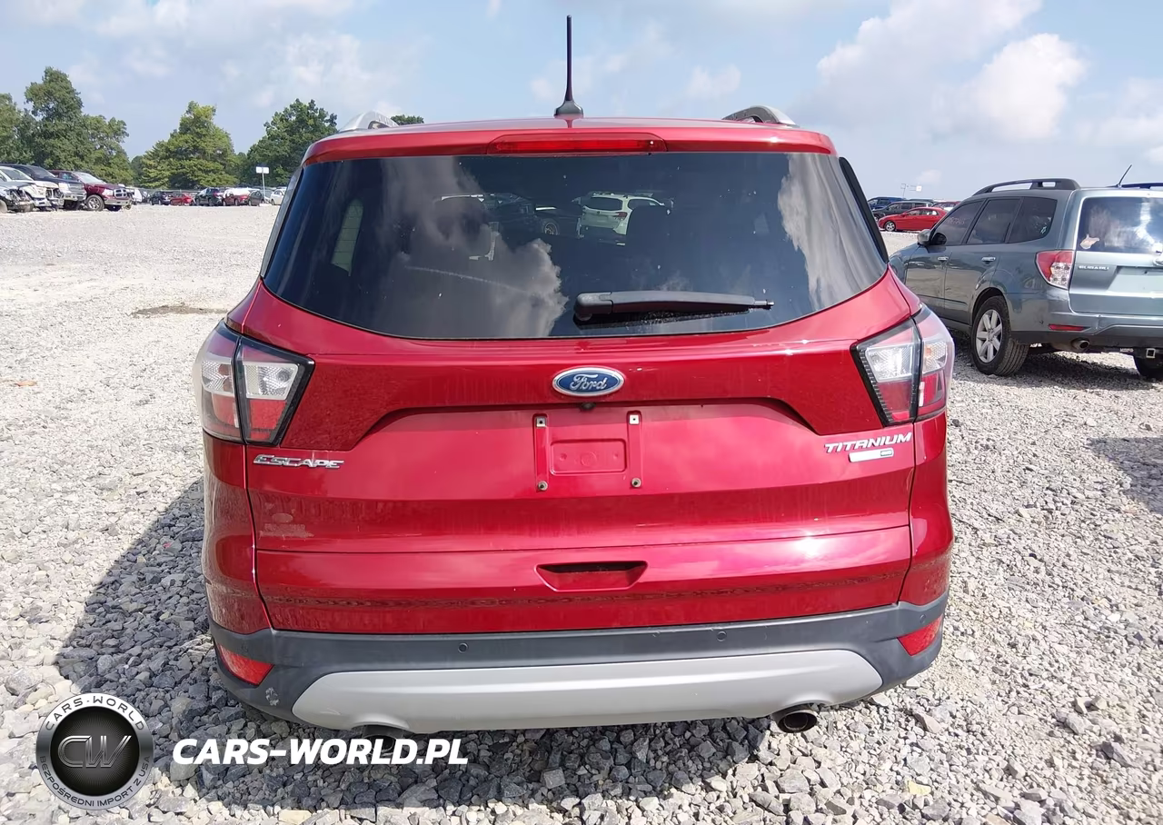 2018 Ford Escape Titanium VIN:1FMCU9J93JUA34006 - 17