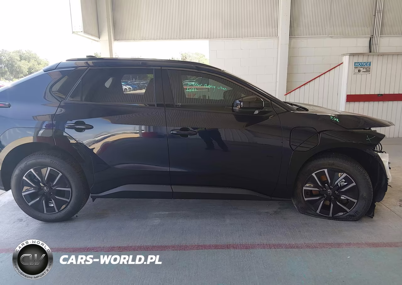 2026 Toyota Bz Xle Plus VIN:JTMBCAEB2TA009605 - 14