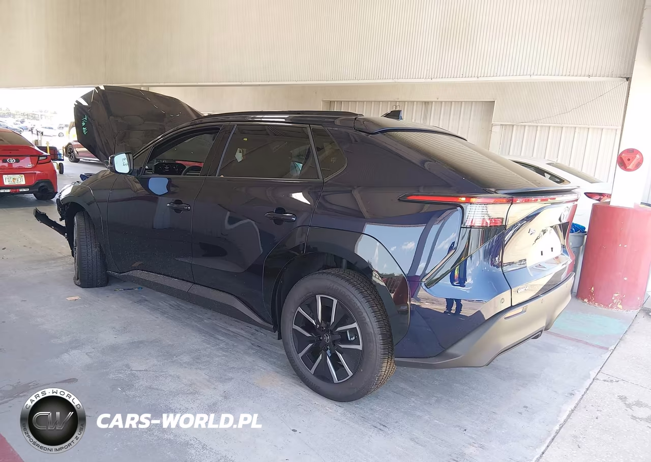 2026 Toyota Bz Xle Plus VIN:JTMBCAEB2TA009605 - 3