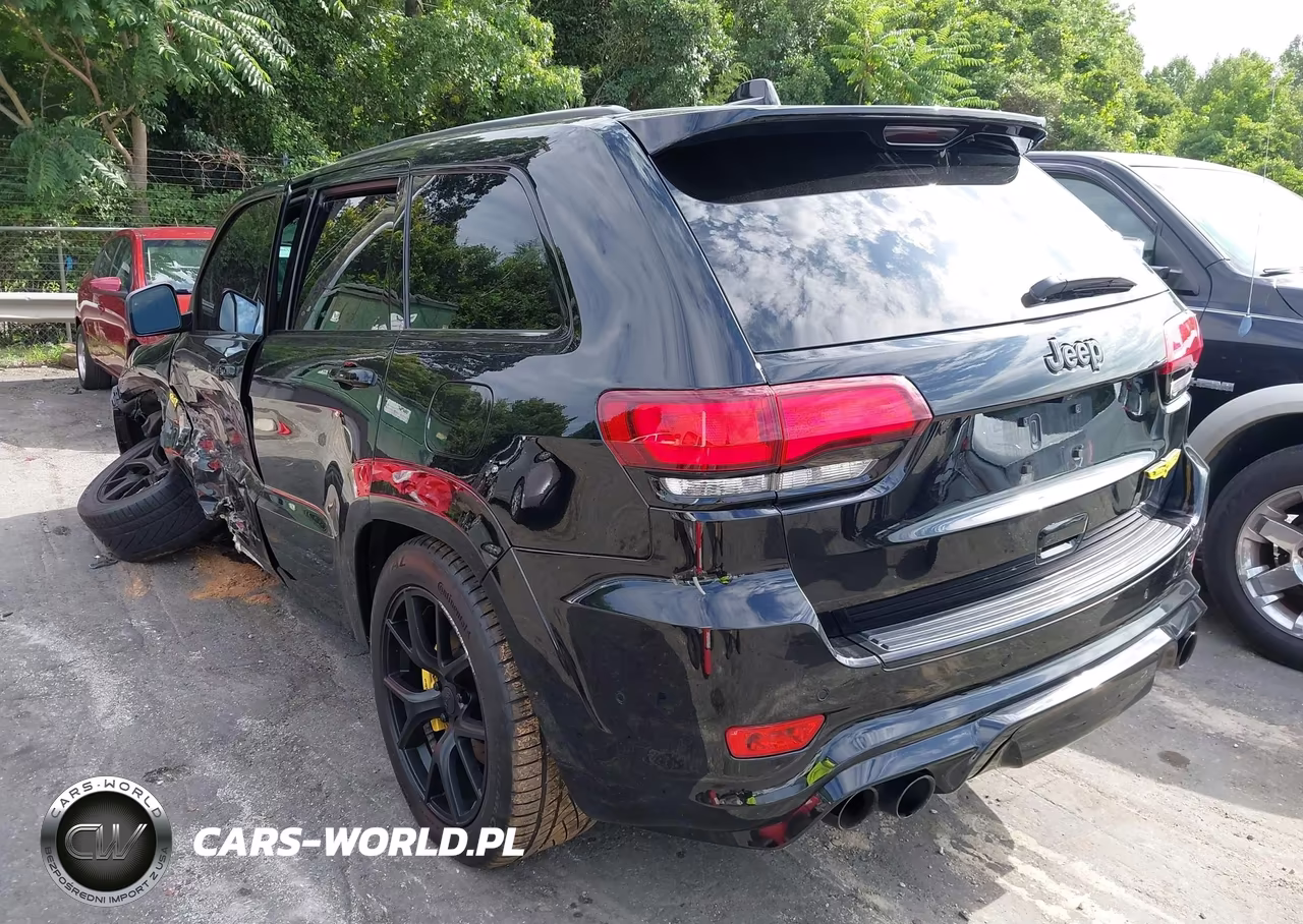 2018 Jeep Grand Cherokee Trackhawk 4X4 VIN:1C4RJFN90JC284079 - 3