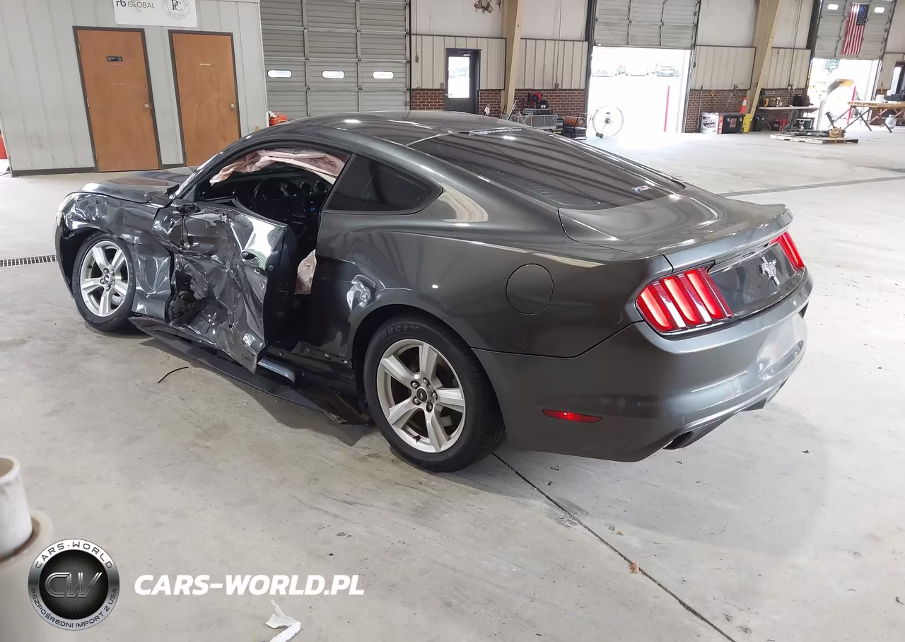 2016 Ford Mustang V6 VIN:1FA6P8AM6G5335532 - 3