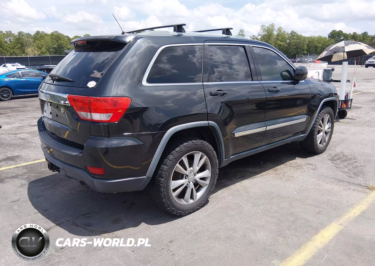 2013 Jeep Grand Cherokee Laredo VIN:1C4RJEAG4DC534345 - 4
