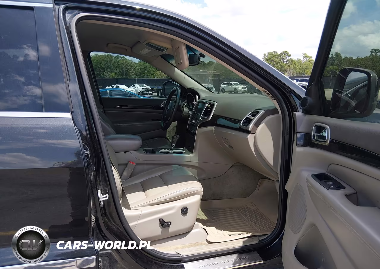 2013 Jeep Grand Cherokee Laredo VIN:1C4RJEAG4DC534345 - 5