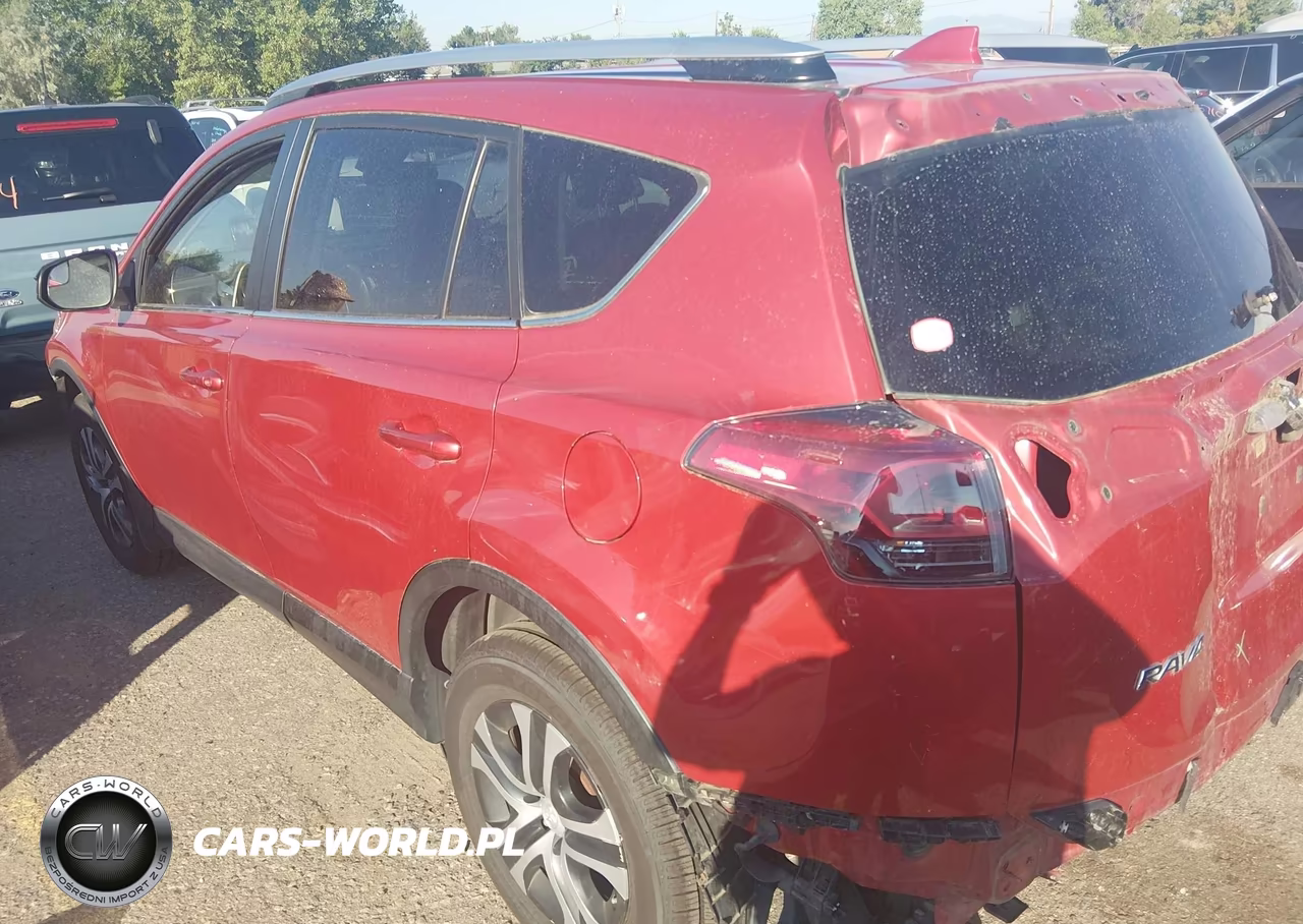 2017 Toyota Rav4 Le VIN:JTMBFREV8HJ127438 - 3