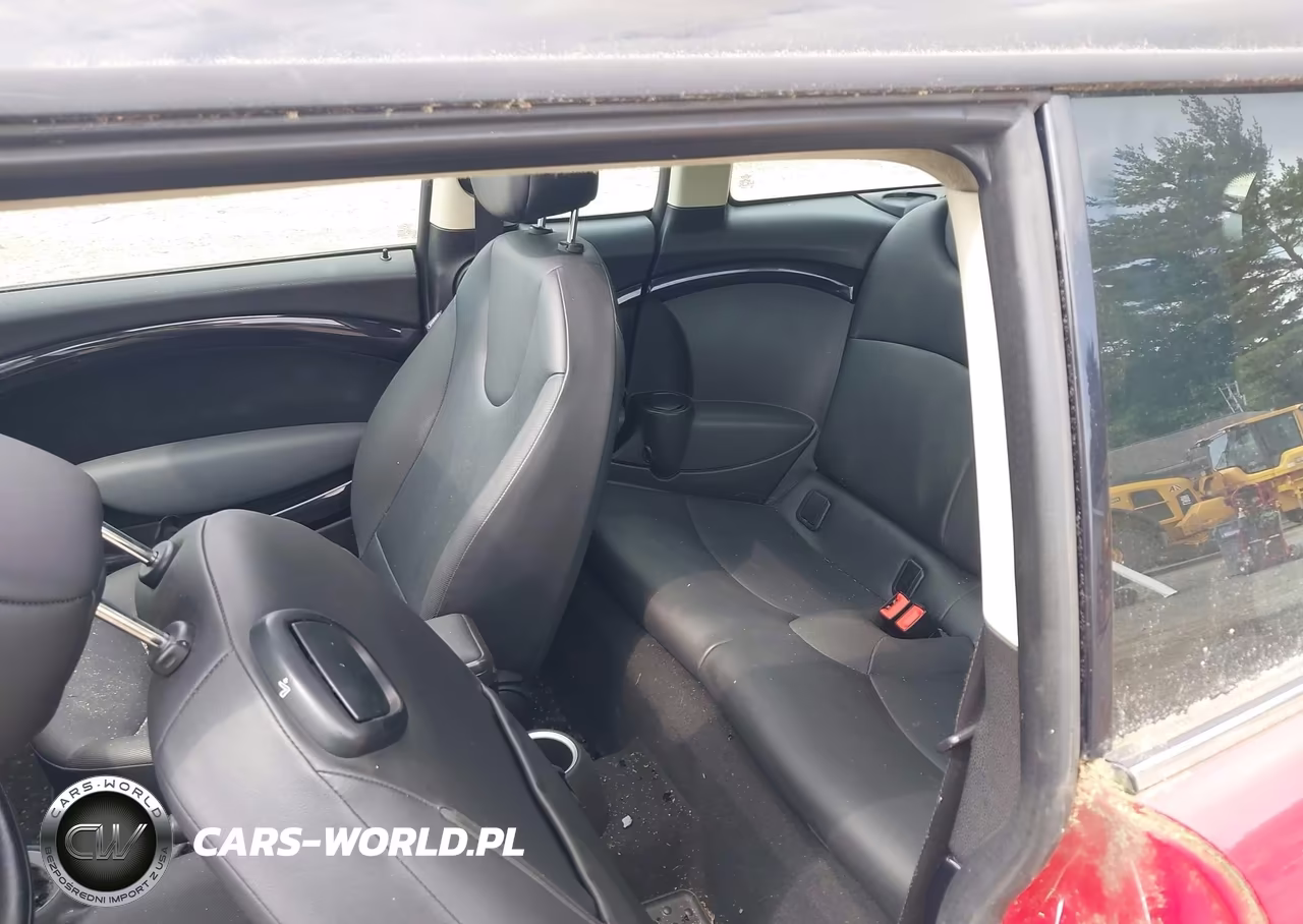 2011 Mini Cooper Clubman VIN:WMWZF3C56BTX81975 - 8