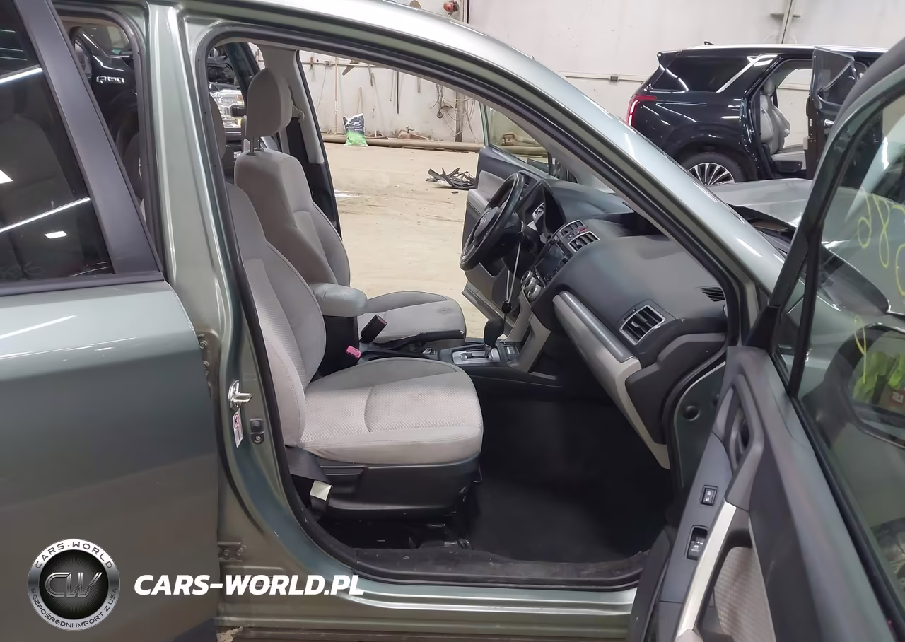 2018 Subaru Forester 2.5I Premium VIN:JF2SJAEC2JH418367 - 5