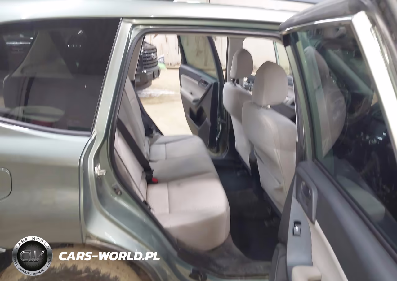 2018 Subaru Forester 2.5I Premium VIN:JF2SJAEC2JH418367 - 8