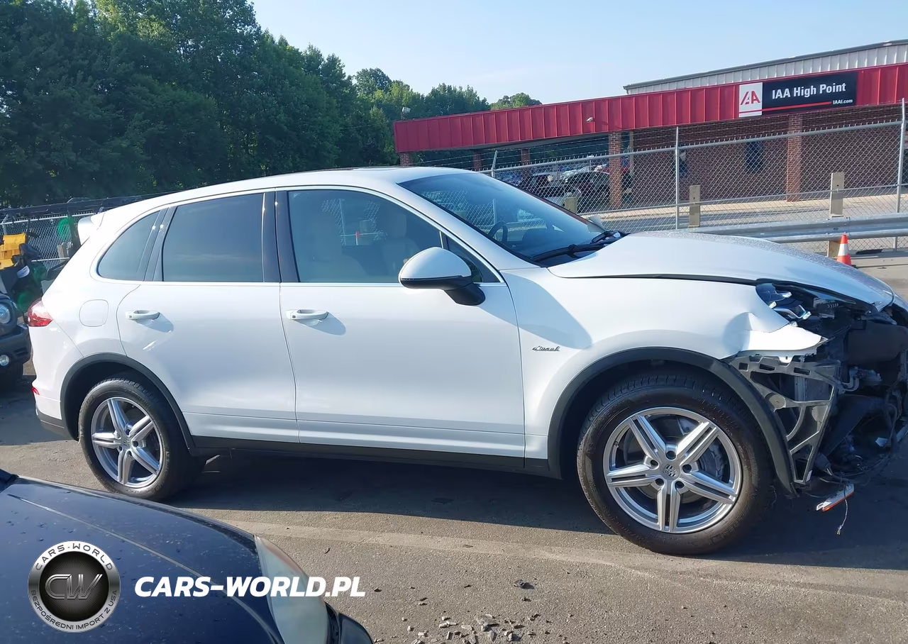 2016 Porsche Cayenne Diesel VIN:WP1AF2A25GLA40306 - 14