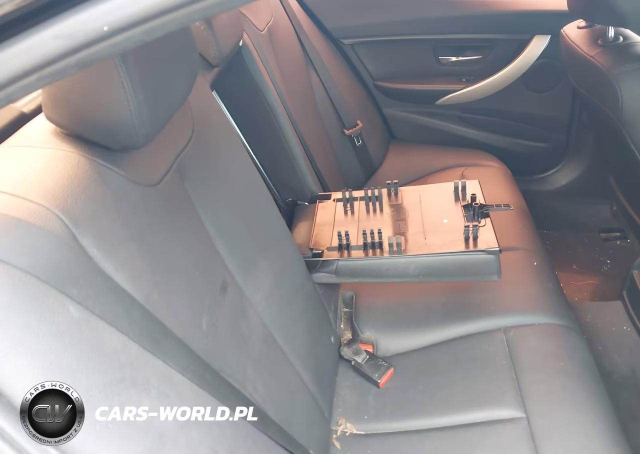 2015 BMW 320I VIN:WBA3B1C5XF5A05836 - 8