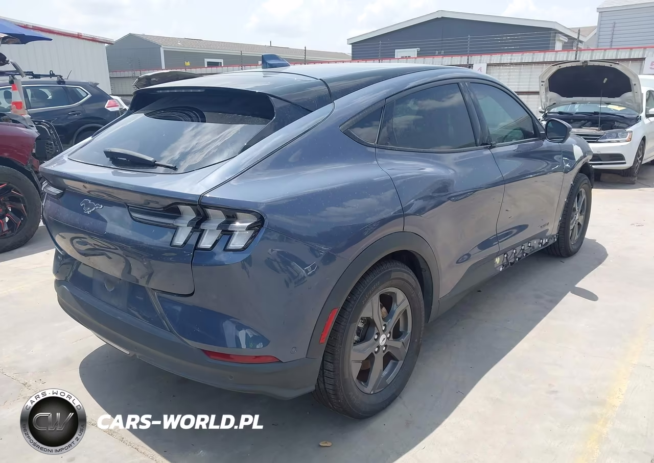 2021 Ford Mustang Mach-E Select VIN:3FMTK1RM4MMA06353 - 4