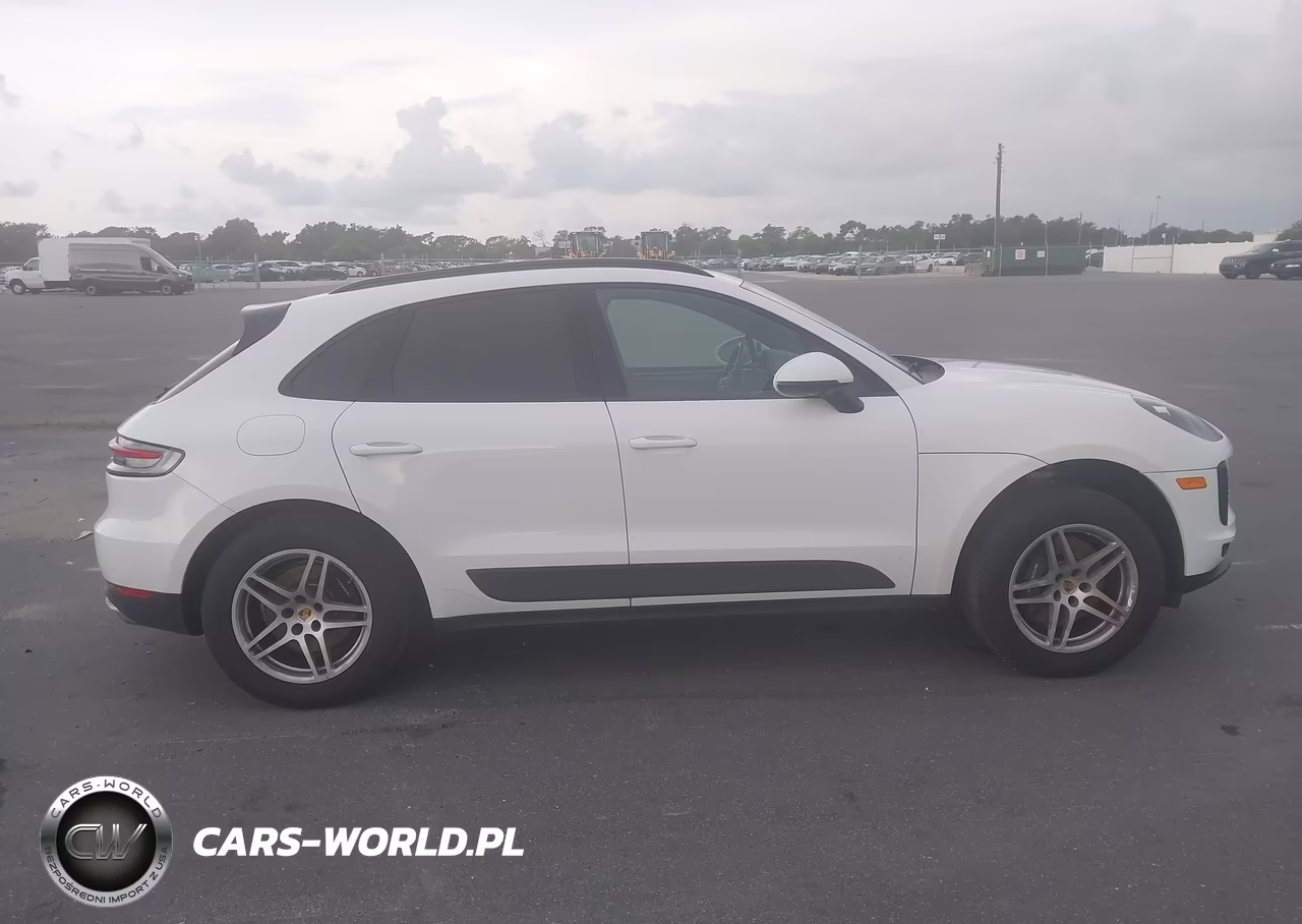 2021 Porsche Macan VIN:WP1AA2A55MLB08690 - 14