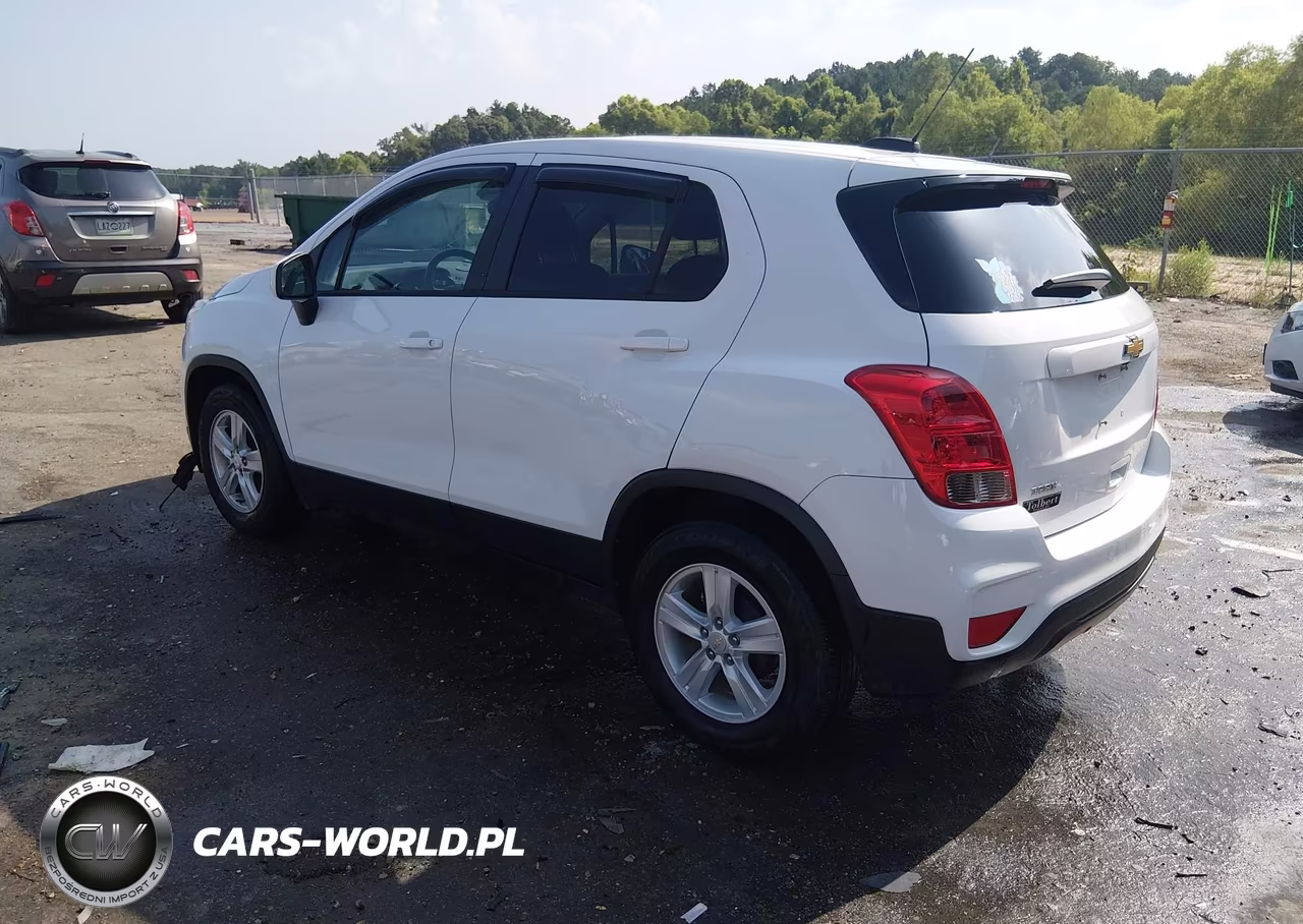 2022 Chevrolet Trax Fwd Ls VIN:KL7CJKSMXNB544276 - 3
