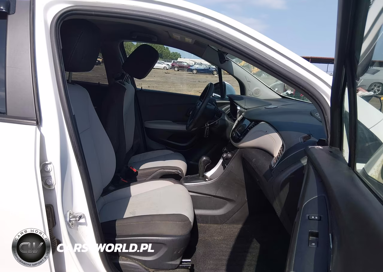 2022 Chevrolet Trax Fwd Ls VIN:KL7CJKSMXNB544276 - 5