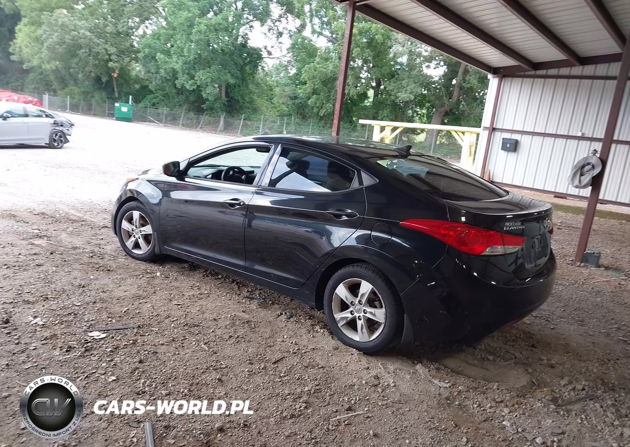 2013 Hyundai Elantra Gls VIN:5NPDH4AE4DH398298 - 3