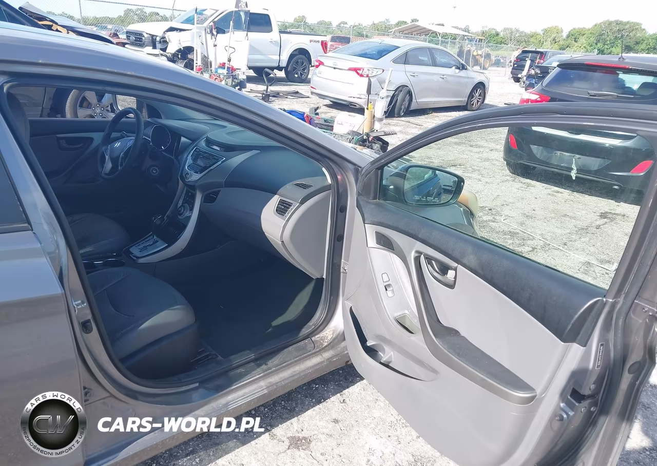 2012 Hyundai Elantra Limited VIN:5NPDH4AE1CH117878 - 5