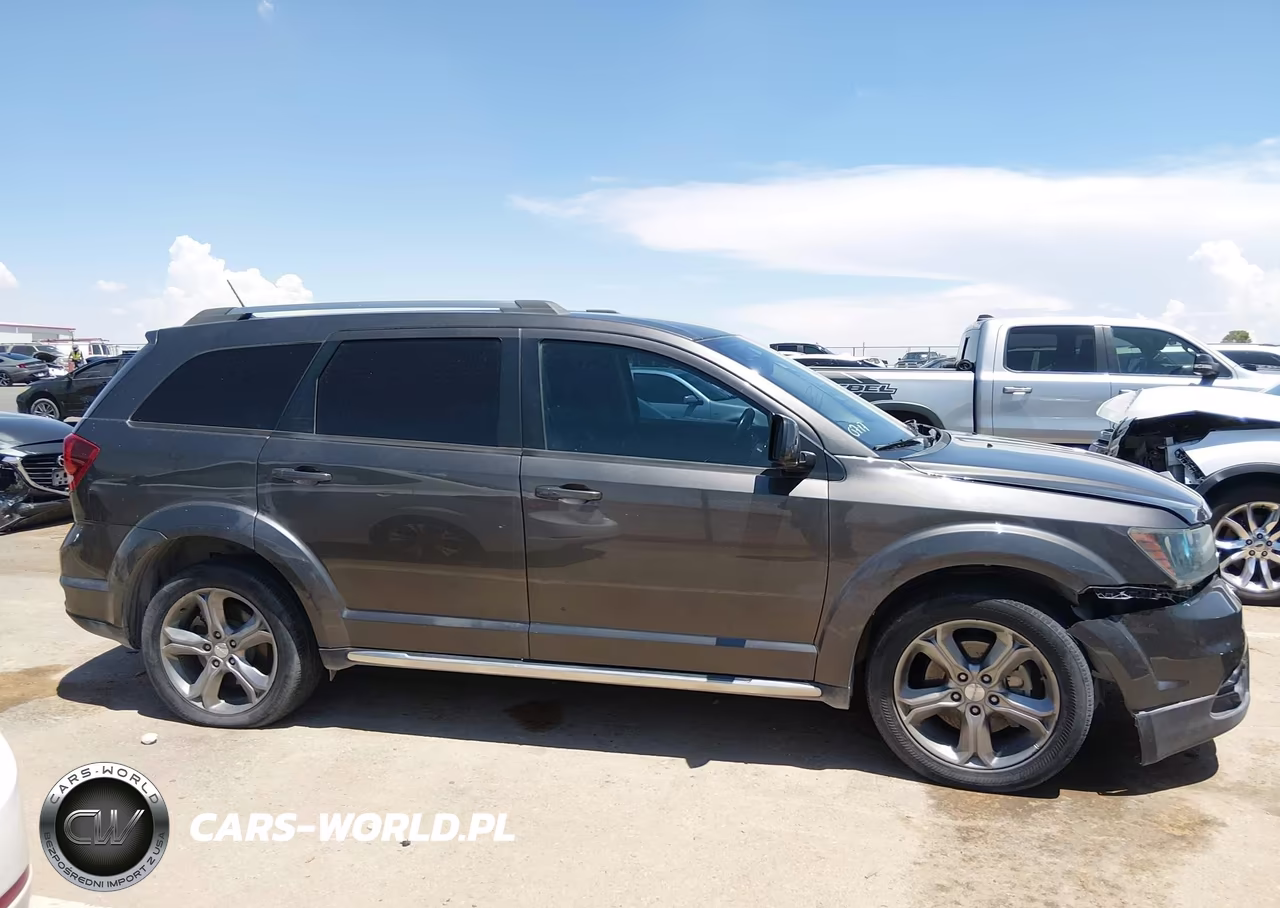 2017 Dodge Journey Crossroad Plus VIN:3C4PDCGBXHT564264 - 13