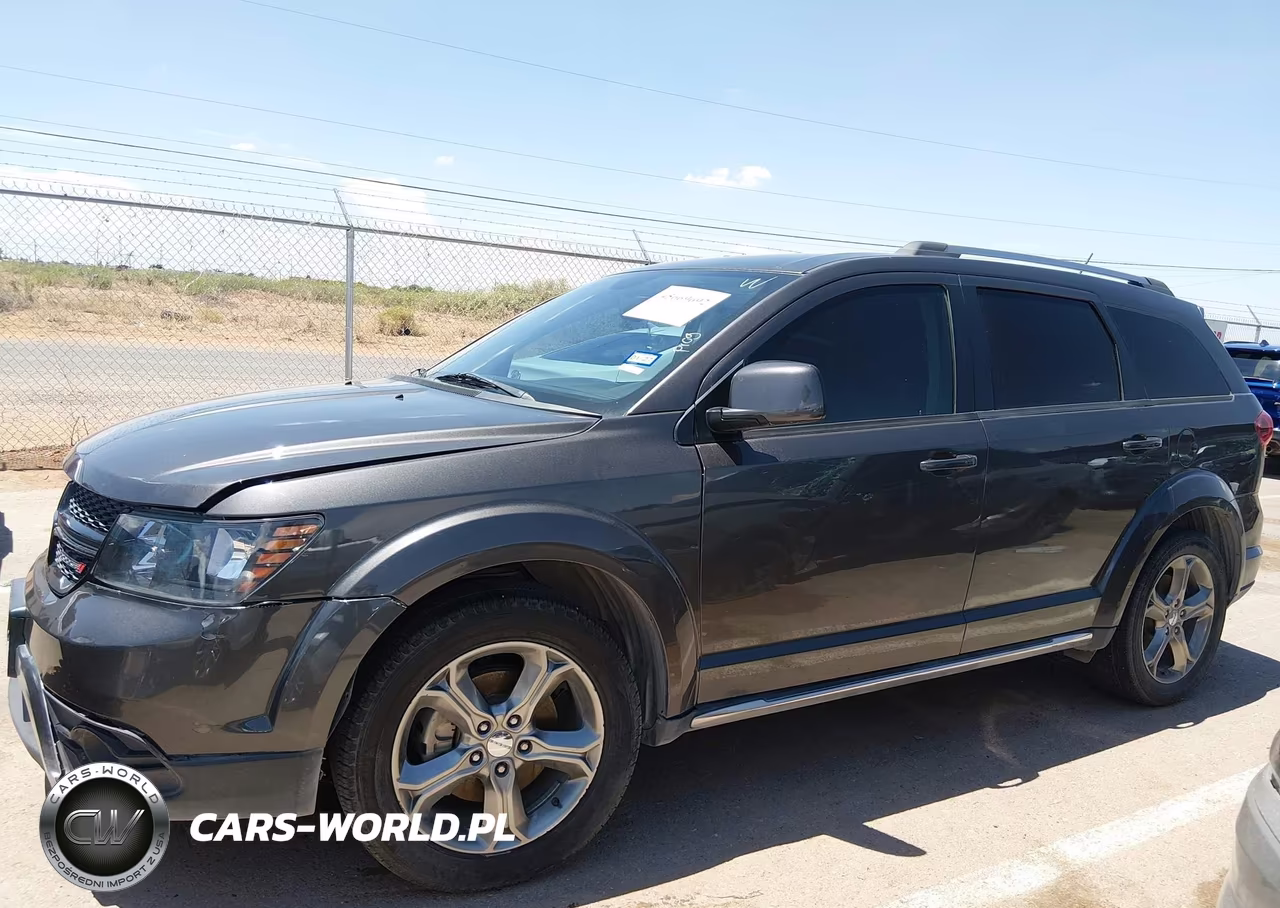 2017 Dodge Journey Crossroad Plus VIN:3C4PDCGBXHT564264 - 14
