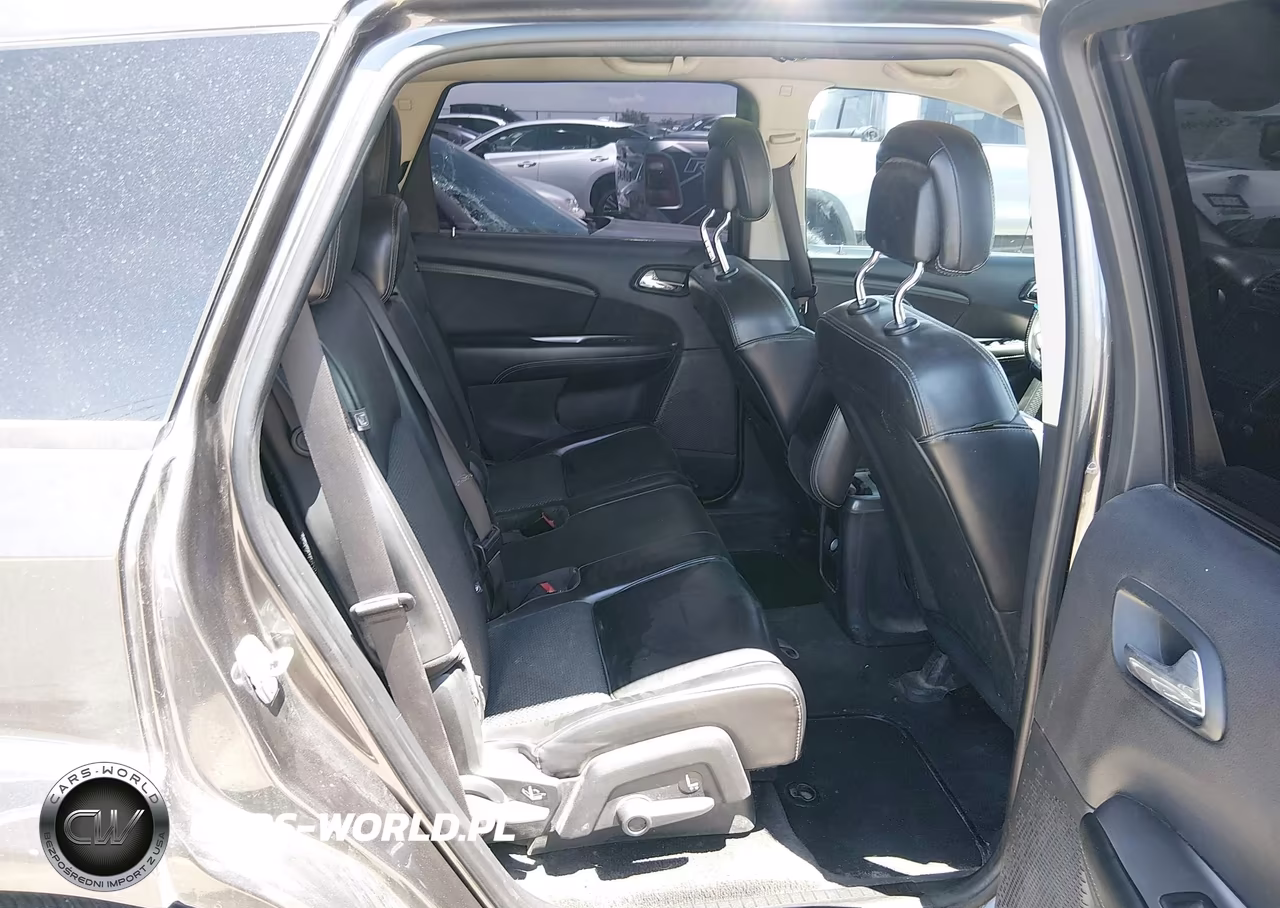 2017 Dodge Journey Crossroad Plus VIN:3C4PDCGBXHT564264 - 8