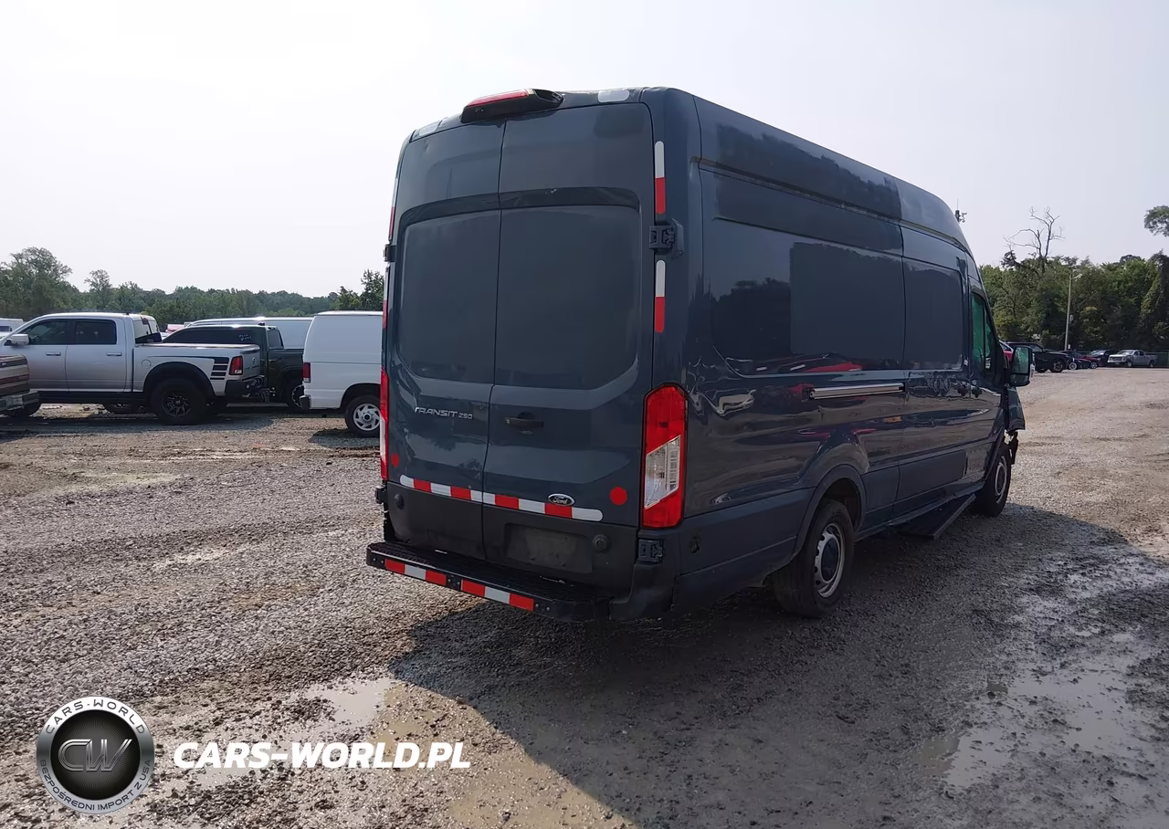2020 Ford Transit-250 Cargo Van VIN:1FTBR3X85LKA47626 - 4