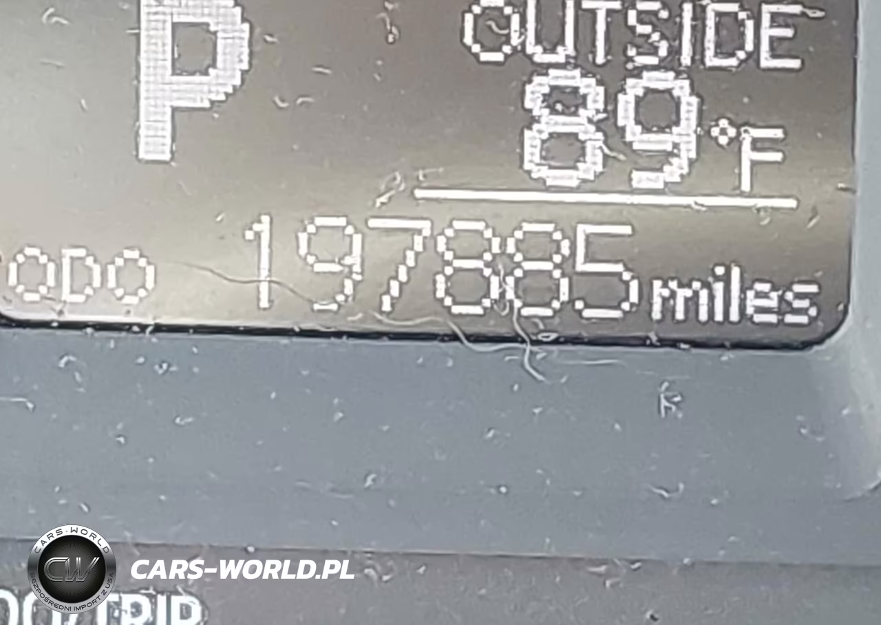 2017 Toyota Corolla Le VIN:5YFBURHE6HP706683 - 15