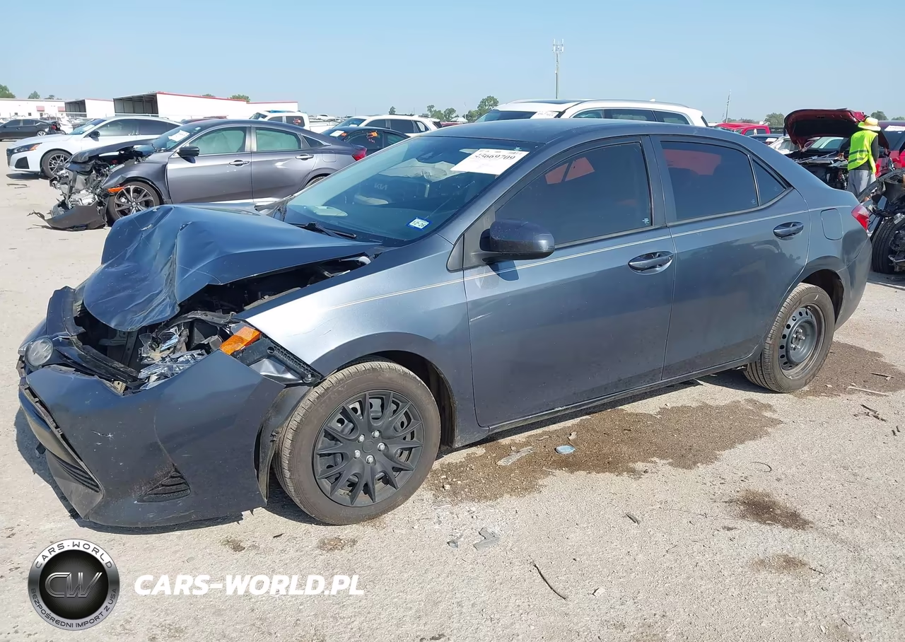 2017 Toyota Corolla Le VIN:5YFBURHE6HP706683 - 2