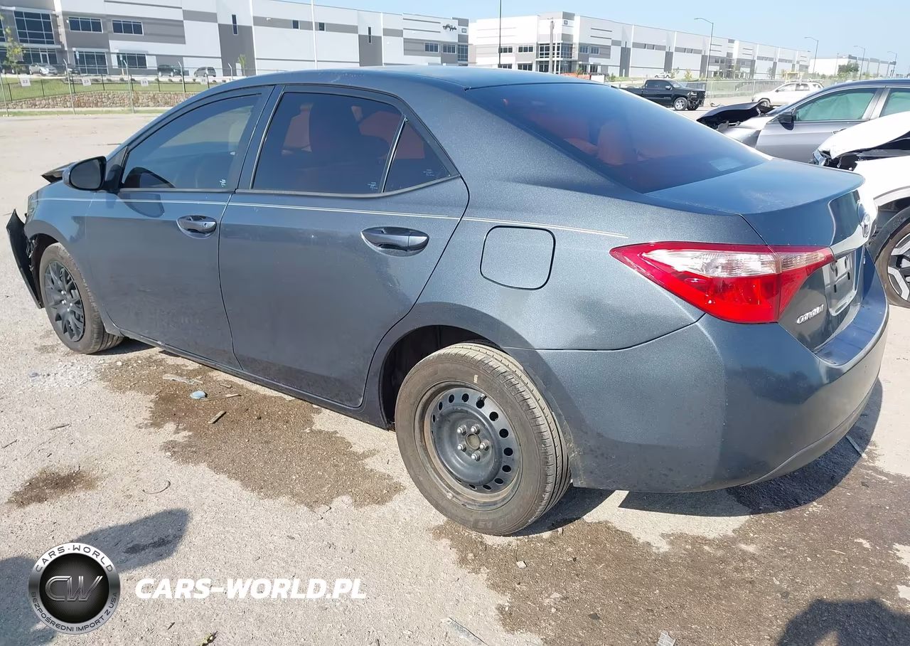 2017 Toyota Corolla Le VIN:5YFBURHE6HP706683 - 3