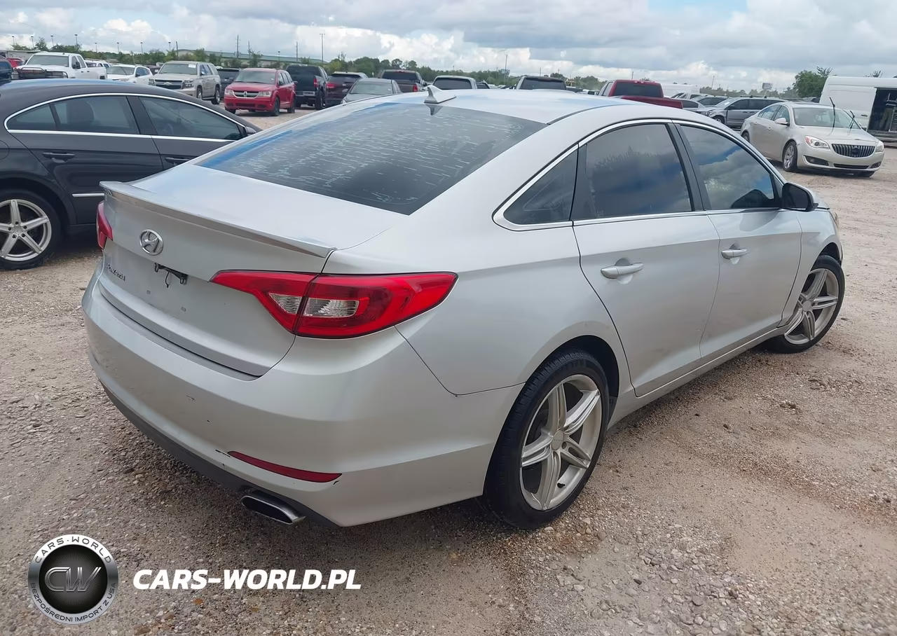 2017 Hyundai Sonata VIN:5NPE24AF3HH473657 - 4