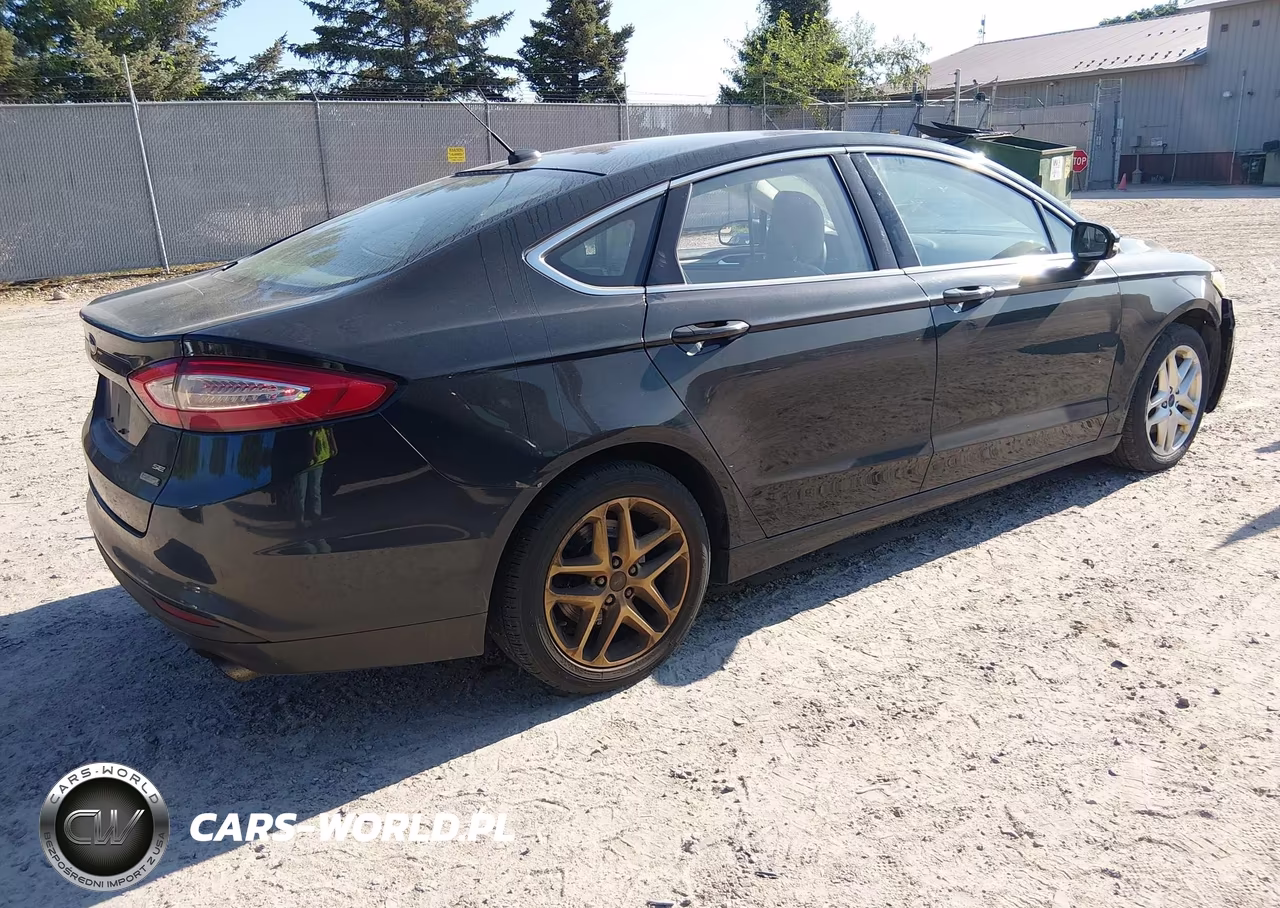 2014 Ford Fusion Se VIN:3FA6P0HD7ER163867 - 4