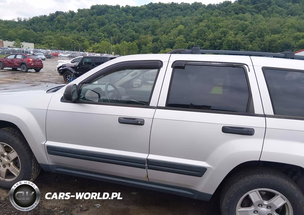 2005 Jeep Grand Cherokee Laredo VIN:1J4GR48K75C509195 - 14